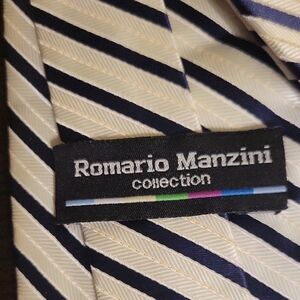 Romario Manzini, Collection Black and White Striped 100% P Micro Fiber Tie